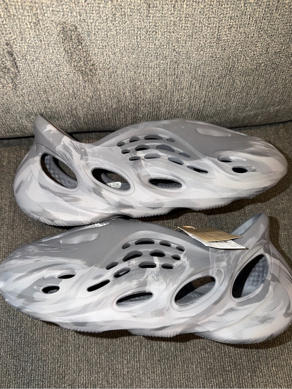 Adidas Yeezy Foam RNR ‘MX Granite’ Size 9M